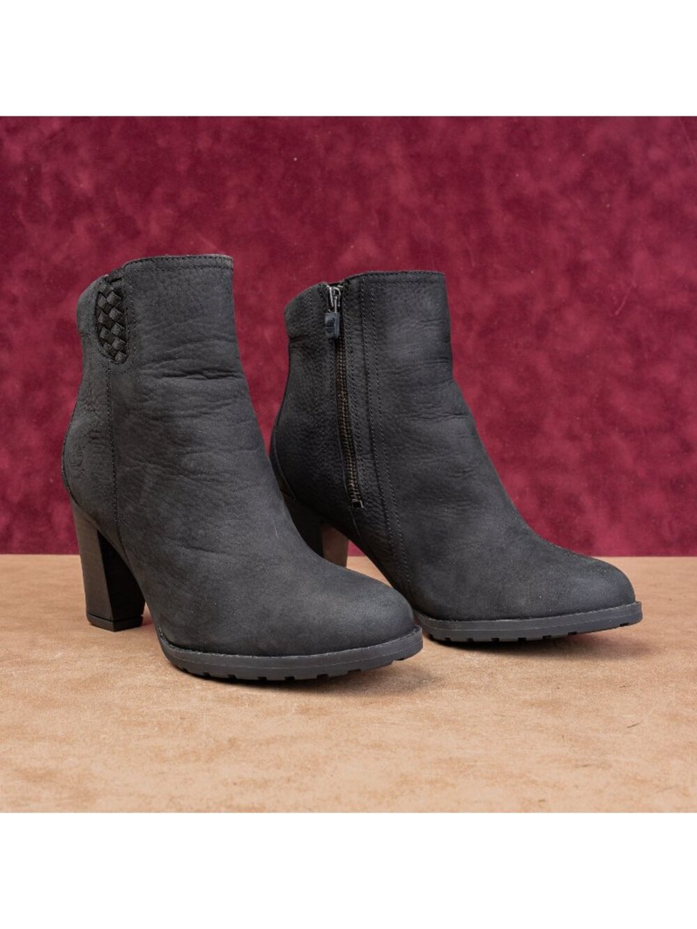 Timberland Women Stratton Black Nubuck Zip Fashion Heel Ankle Boots sz 8.5